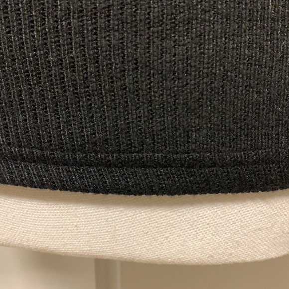 Walter Baker Black Rib Knit V-Neck Top XS Collar Capsule Wardrobe Minimalist - Picture 7 of 11